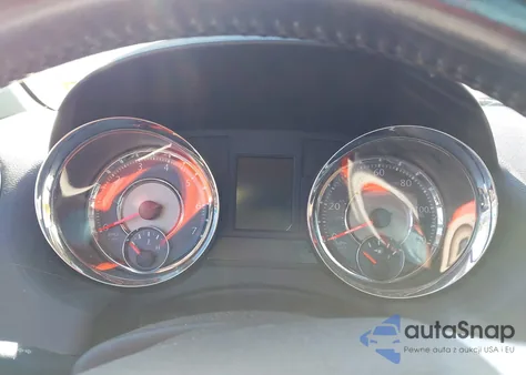 2014 Chrysler Town & Country Touring z USA, uszkodzony, nr VIN 2C4RC1BG1ER303980